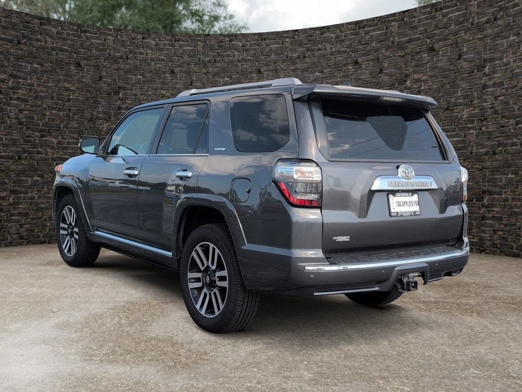 Used 2018 Toyota 4Runner Limited AWD/4WD image 5