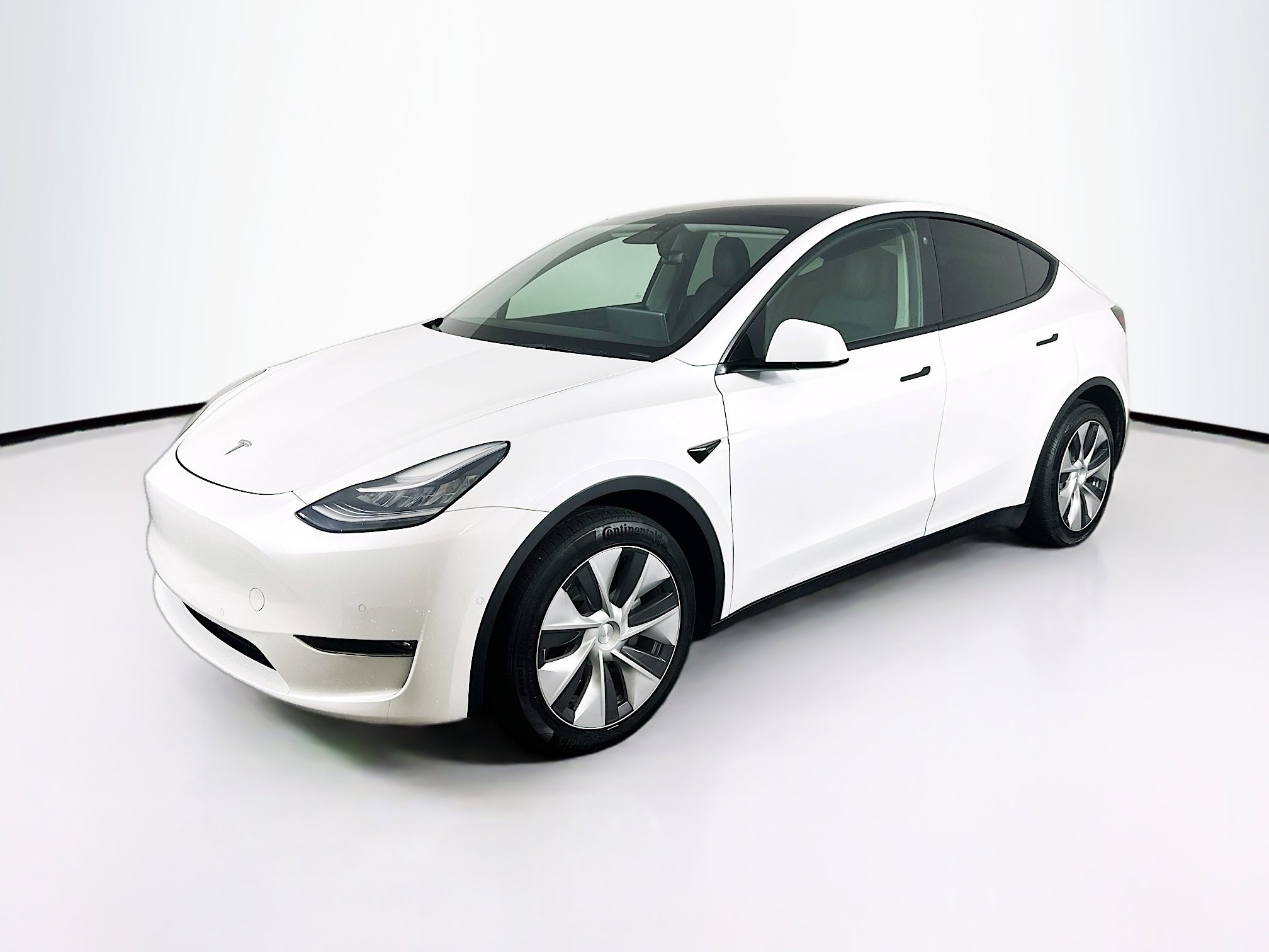 Used 2021 Tesla Model Y Long Range AWD/4WD image 3