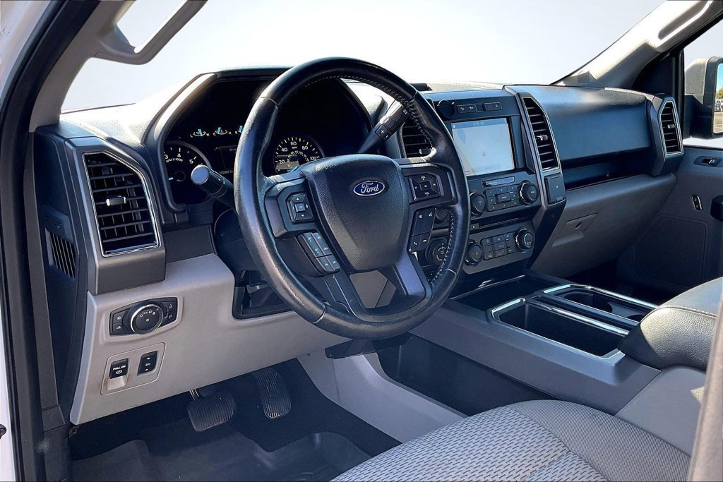 Used 2018 Ford F150 XLT w/ Equipment Group 302A Luxury AWD/4WD image 18