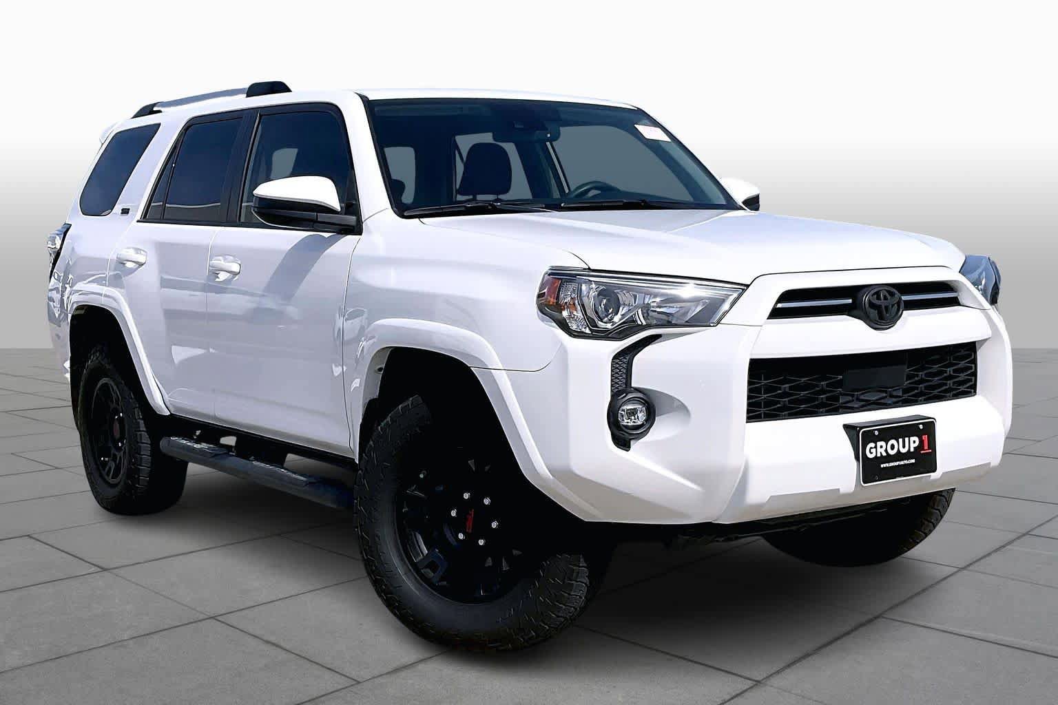 Used 2021 Toyota 4Runner SR5 image 3