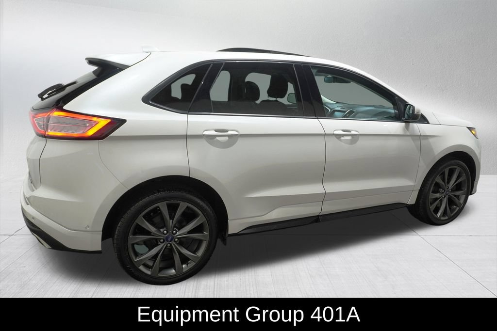 Used 2018 Ford Edge Sport w/ Equipment Group 401A AWD/4WD image 7