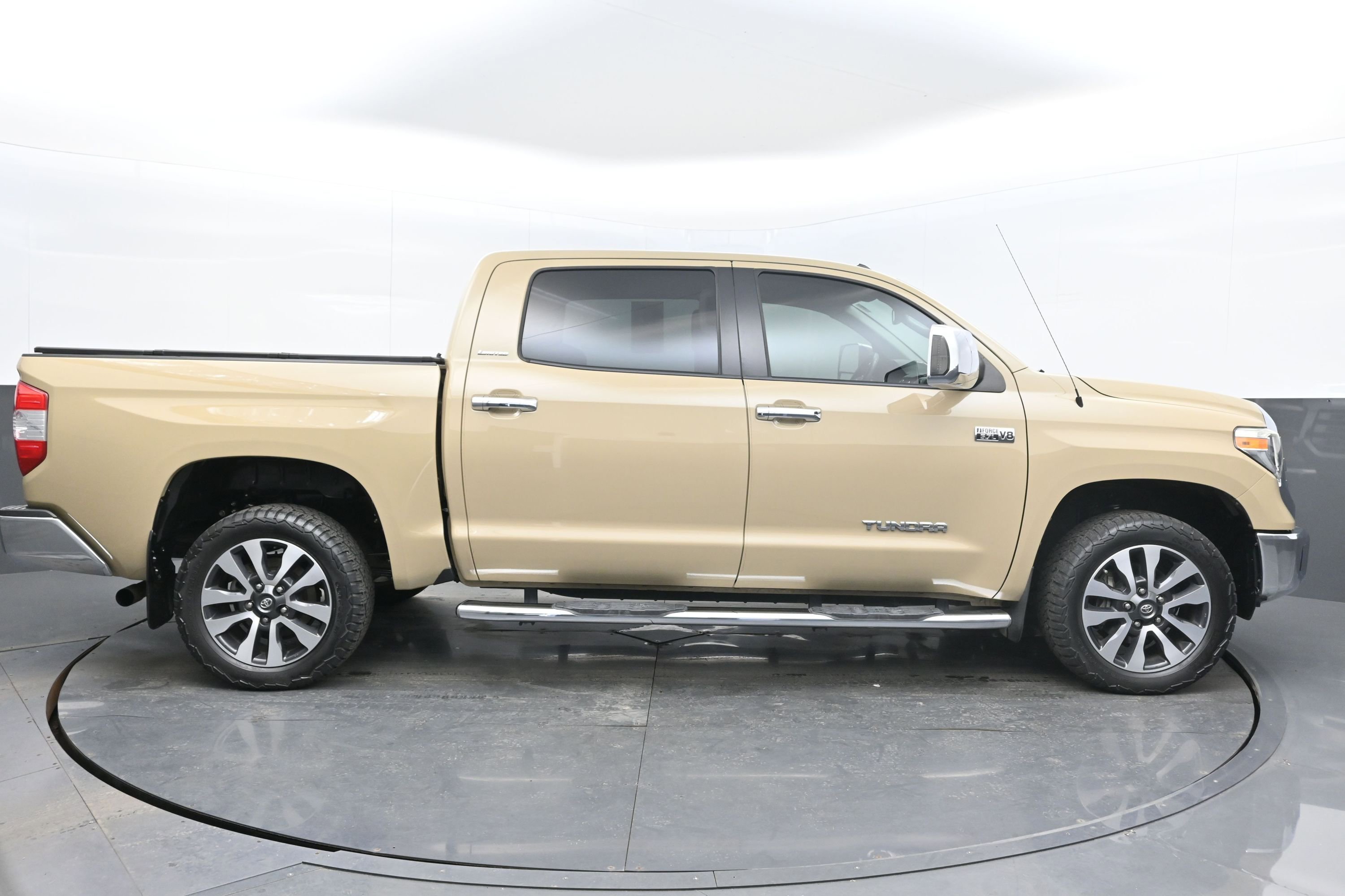 Used 2019 Toyota Tundra Limited image 8