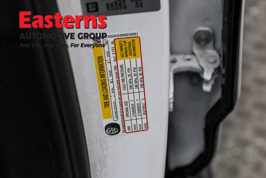 Used 2024 GMC Yukon XL SLT image 39