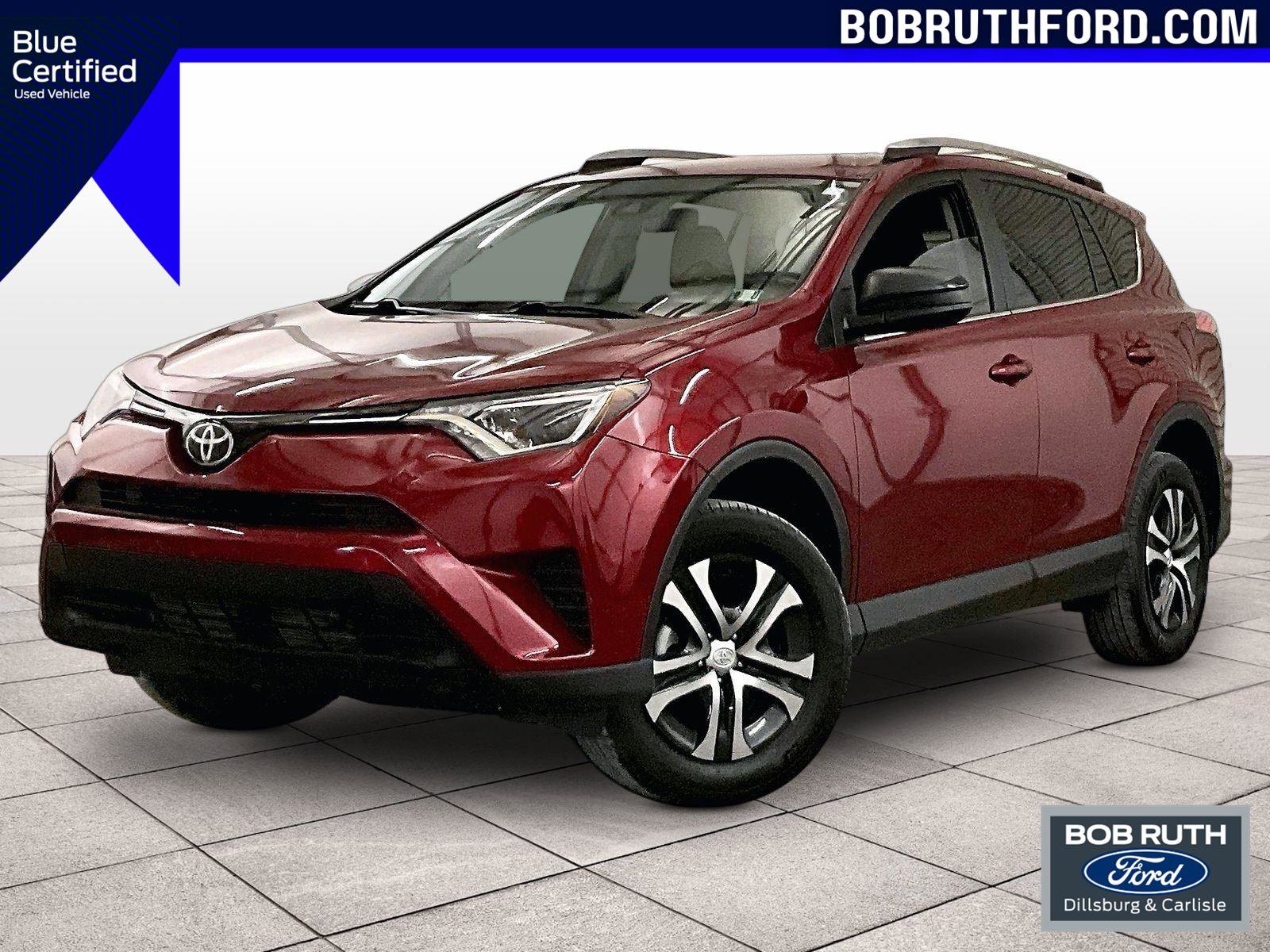Used 2018 Toyota RAV4 LE FWD image 1