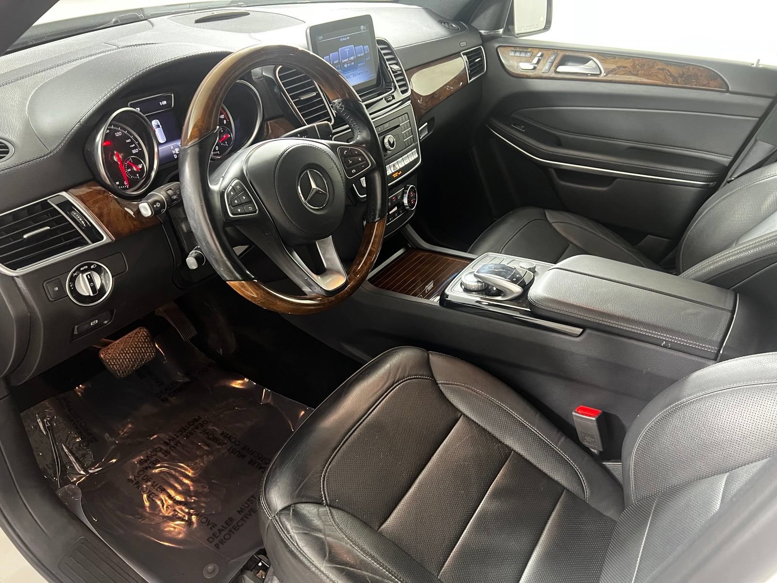Used 2018 Mercedes-Benz GLS 550 4MATIC image 17