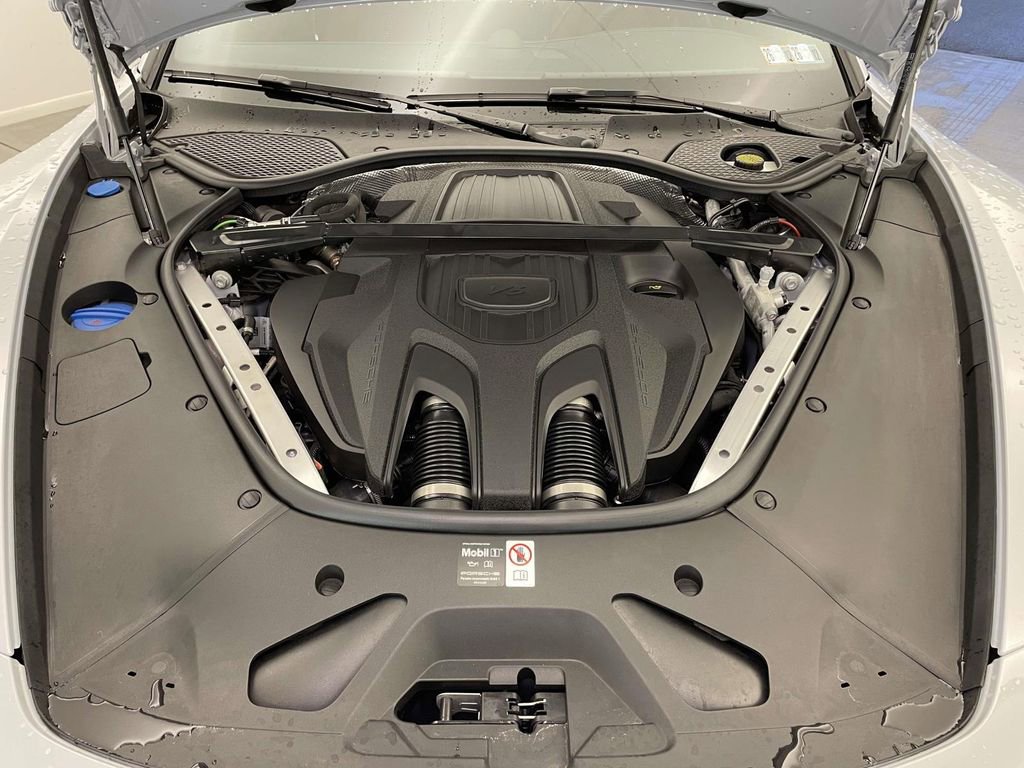 Certified 2025 Porsche Panamera 4S image 25