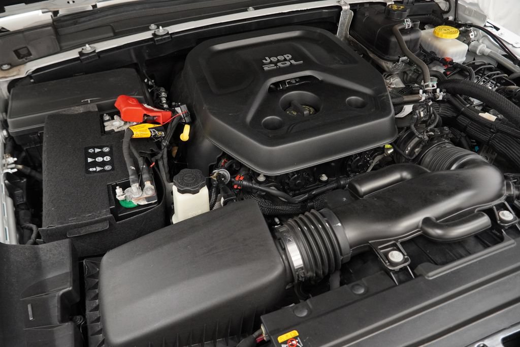 Used 2022 Jeep Wrangler Sport AWD/4WD image 46