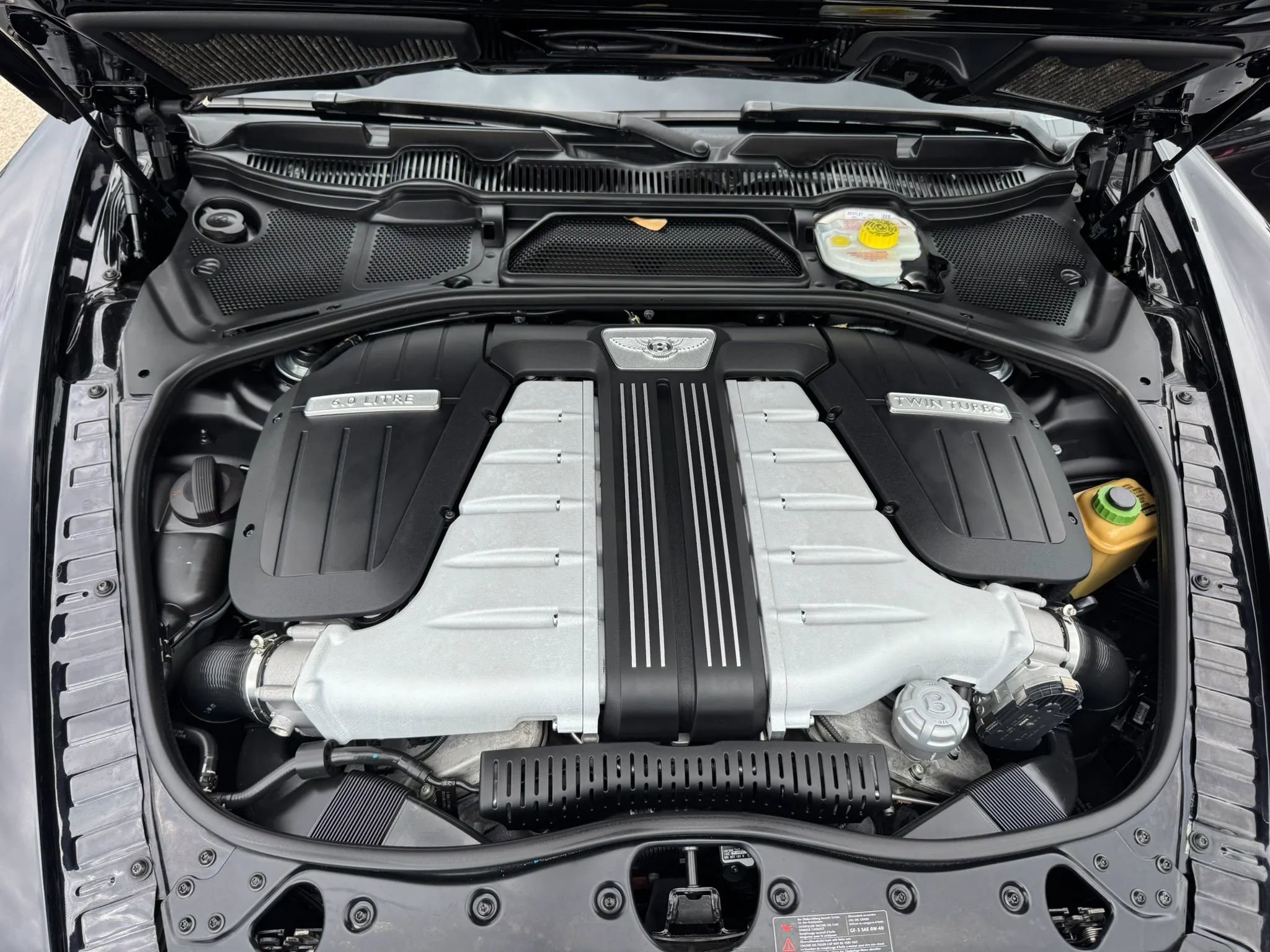 Used 2014 Bentley Flying Spur W12 AWD/4WD image 53
