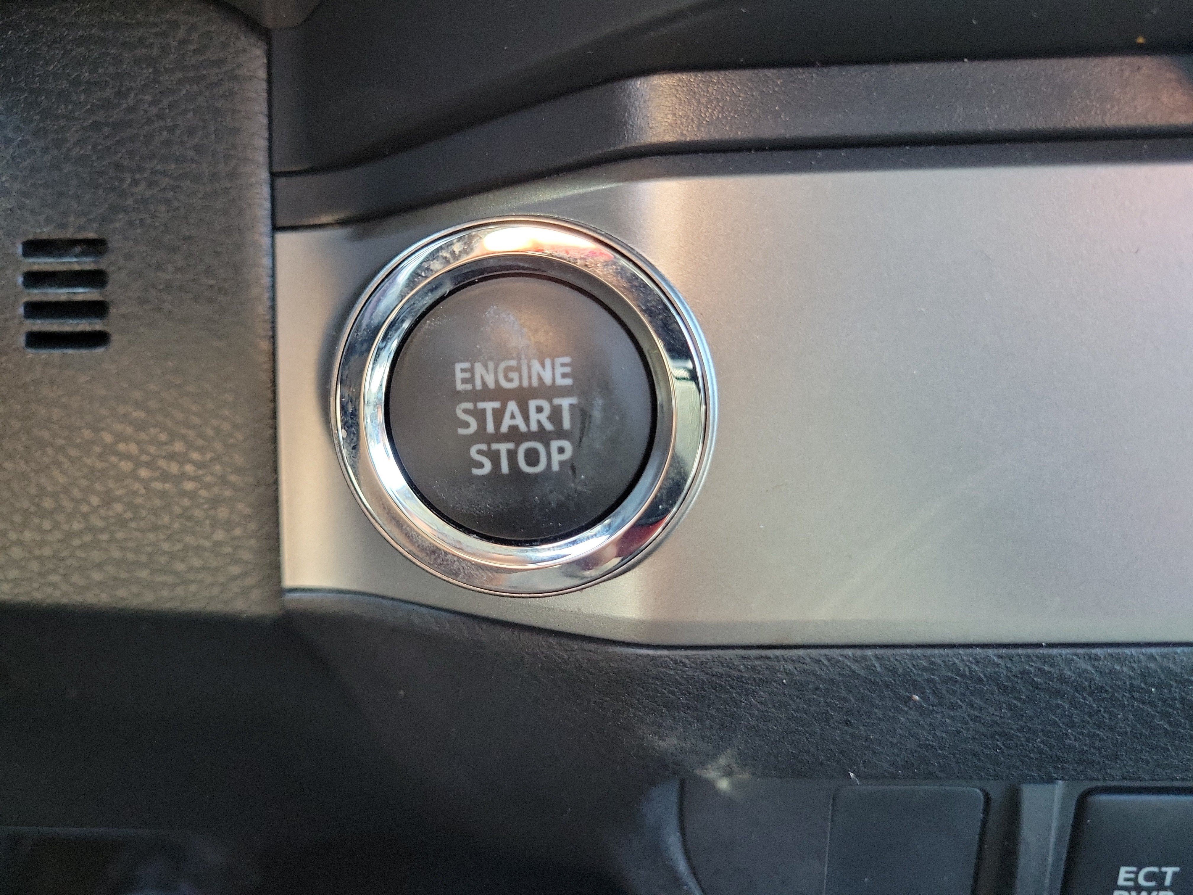 Used 2023 Toyota Tacoma SR5 RWD image 30