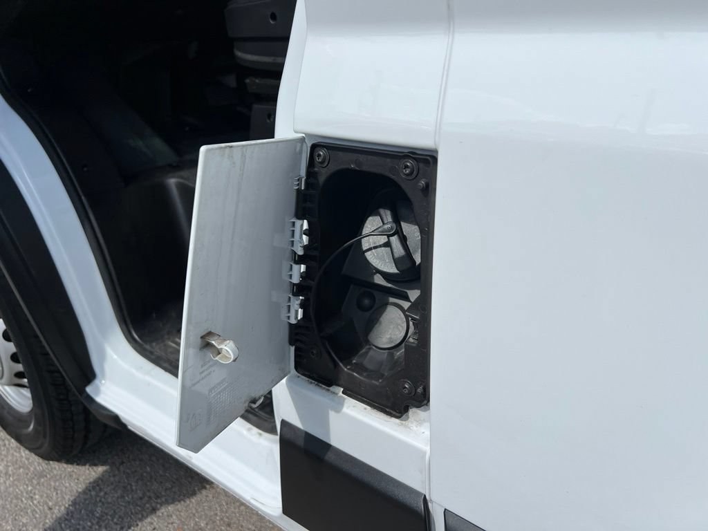 Used 2026 RAM ProMaster 2500 w/ Safety Group FWD image 21