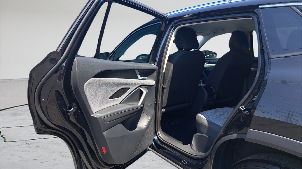 Used 2026 Volkswagen Tiguan S AWD/4WD image 19
