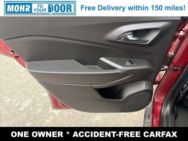 Used 2024 Chevrolet Trax LS image 29