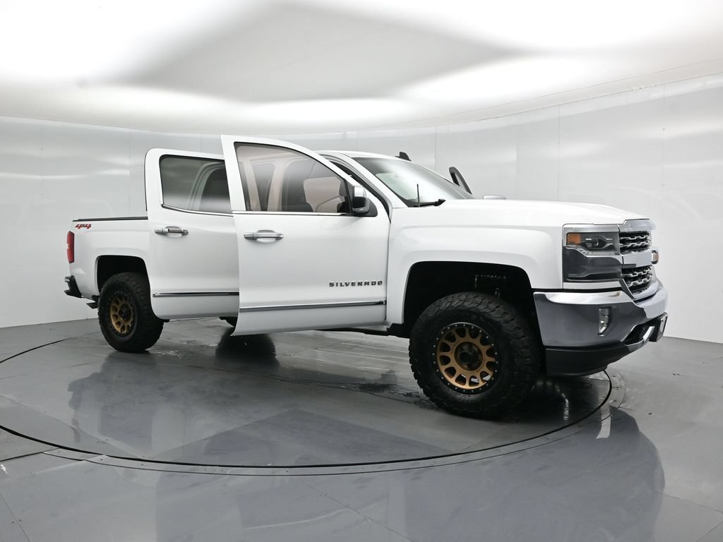 Used 2018 Chevrolet Silverado 1500 LTZ AWD/4WD image 29