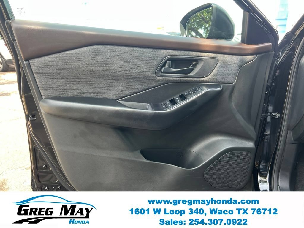 Used 2023 Nissan Rogue S FWD image 20