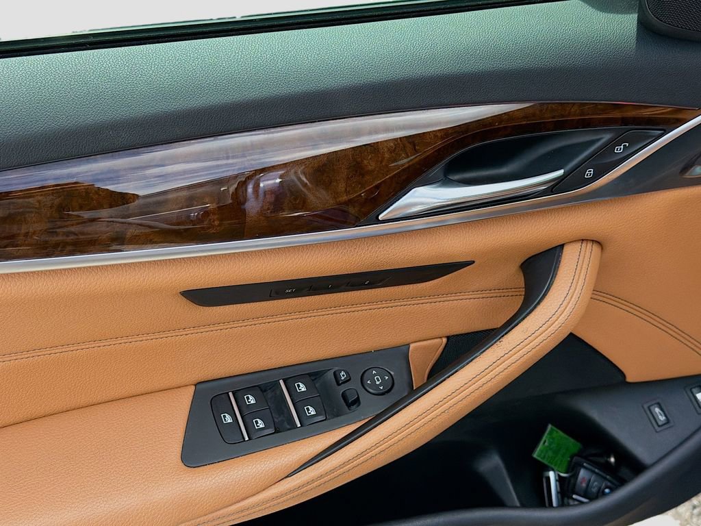 Used 2018 BMW 530e image 21