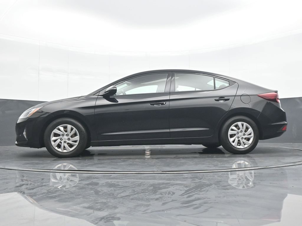 Used 2020 Hyundai Elantra SE w/ Cargo Package (C1) image 27