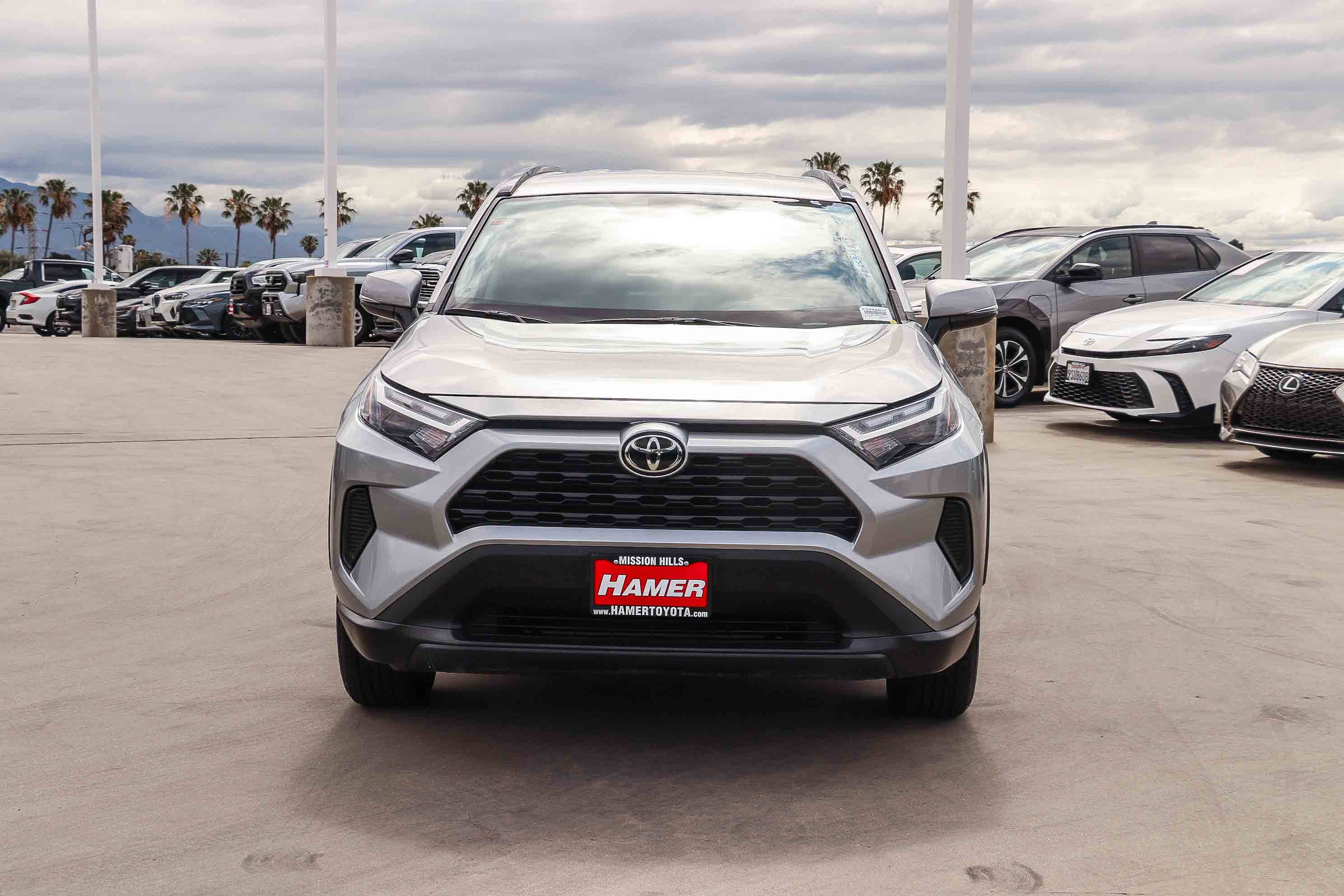 Used 2025 Toyota RAV4 XLE FWD image 2