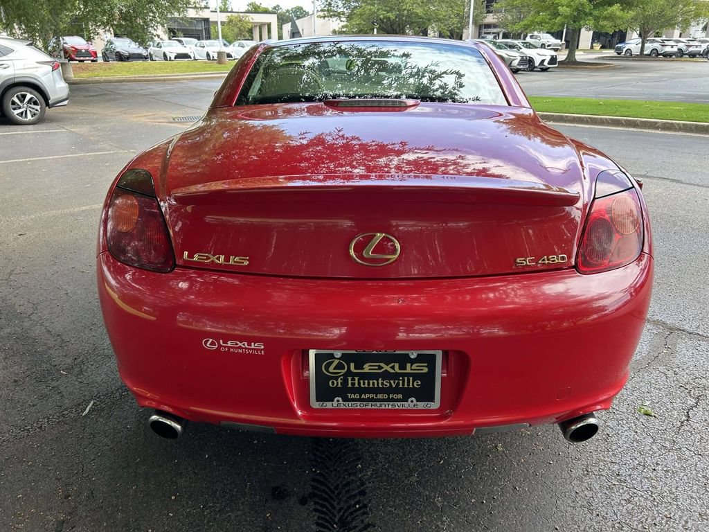 Used 2005 Lexus SC 430 Convertible RWD image 3