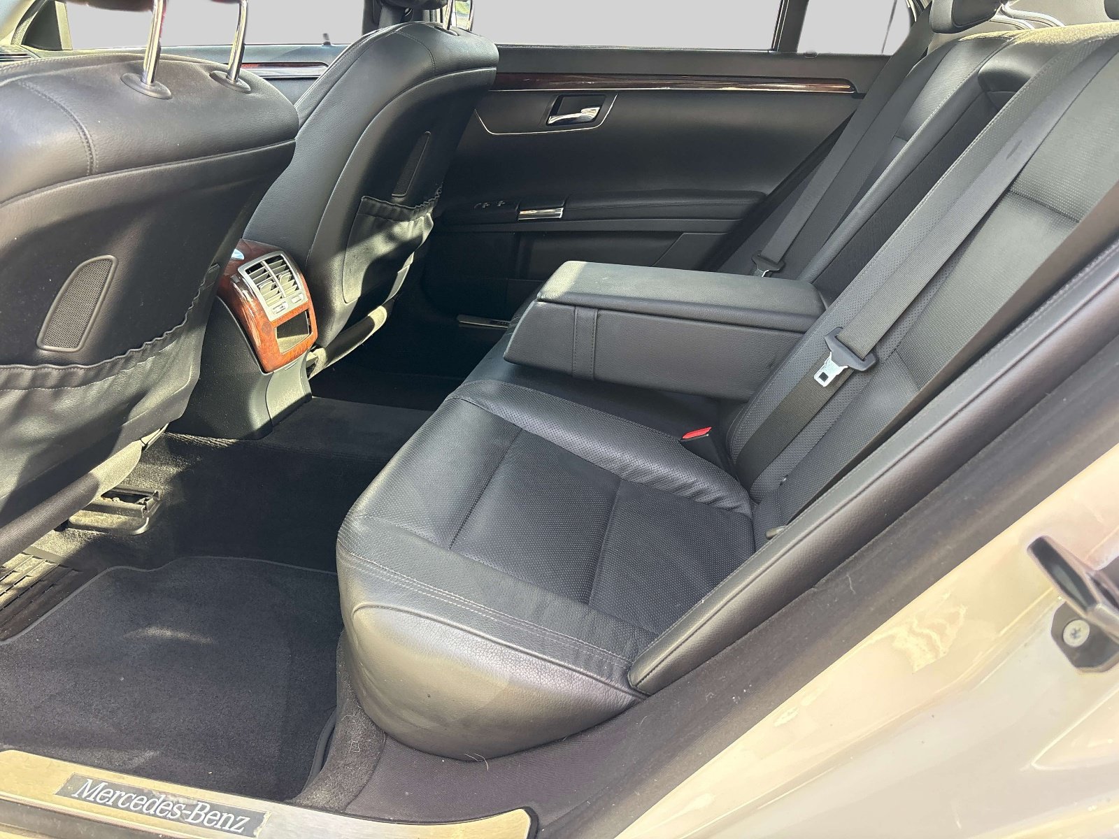 Used 2013 Mercedes-Benz S 550 4MATIC image 8