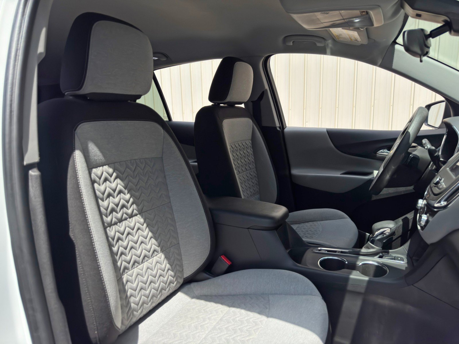 Used 2024 Chevrolet Equinox LS w/ LS Convenience Package AWD/4WD image 33