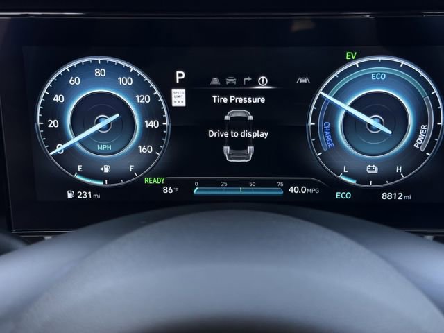 Used 2025 Hyundai Elantra Limited FWD image 13
