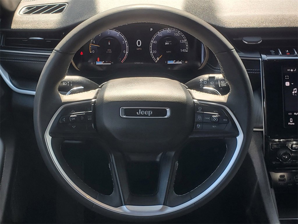 Used 2024 Jeep Grand Cherokee L Laredo image 29