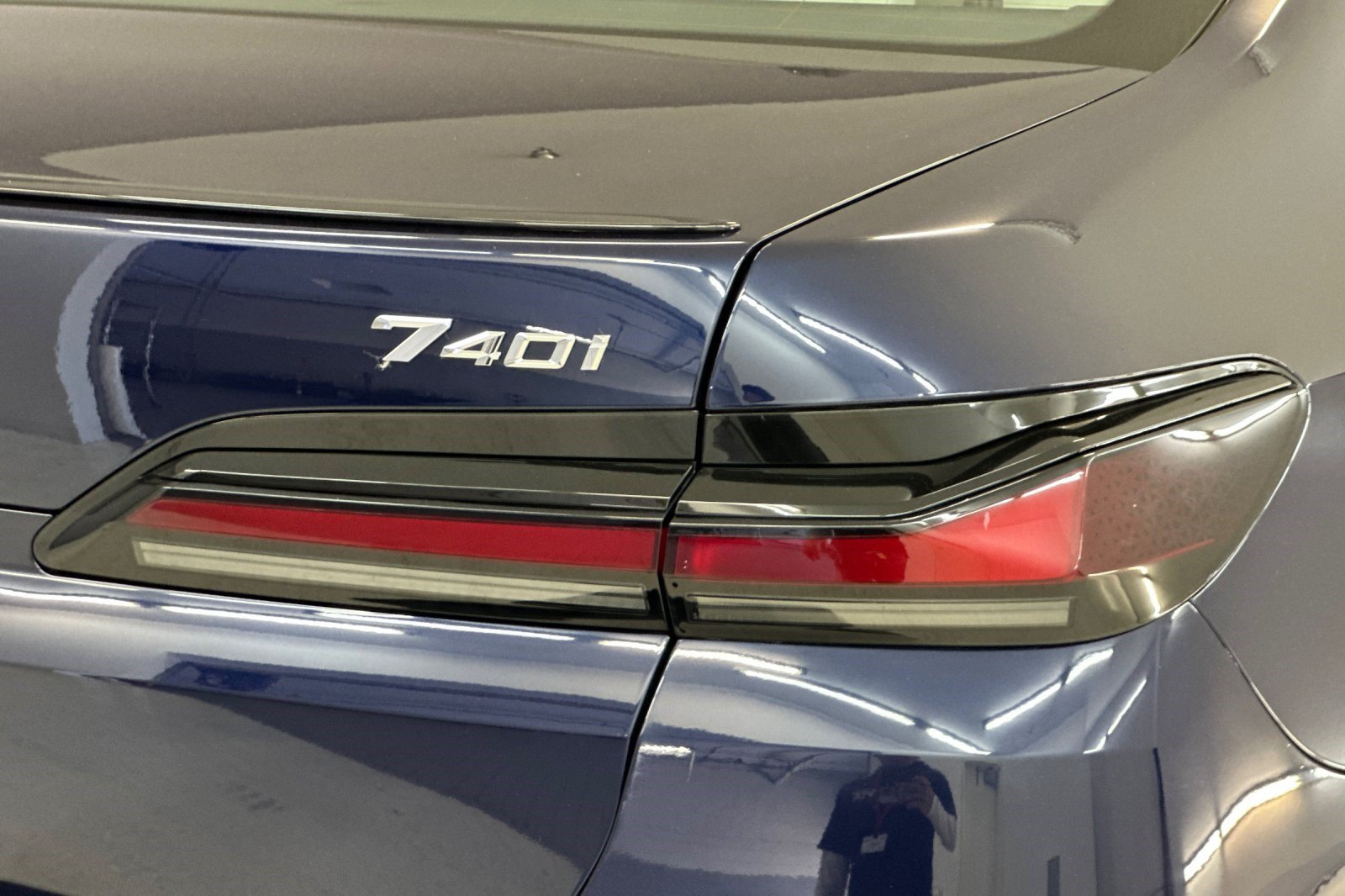 Certified 2023 BMW 740i RWD image 29