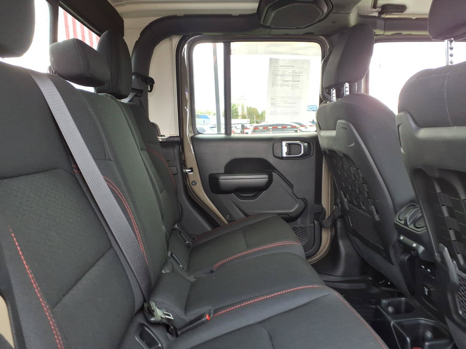 Used 2020 Jeep Gladiator Rubicon AWD/4WD image 18