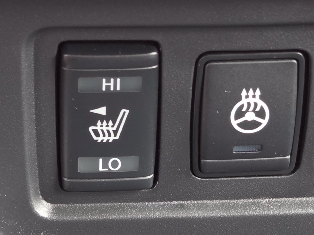 New 2026 Nissan Frontier SV w/ All-Weather Content Package AWD/4WD image 4