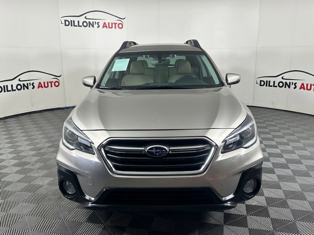 Used 2018 Subaru Outback 3.6R Limited image 11