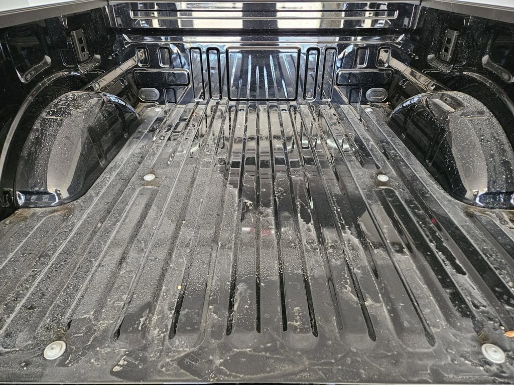 New 2025 Ford F150 Lightning XLT image 39