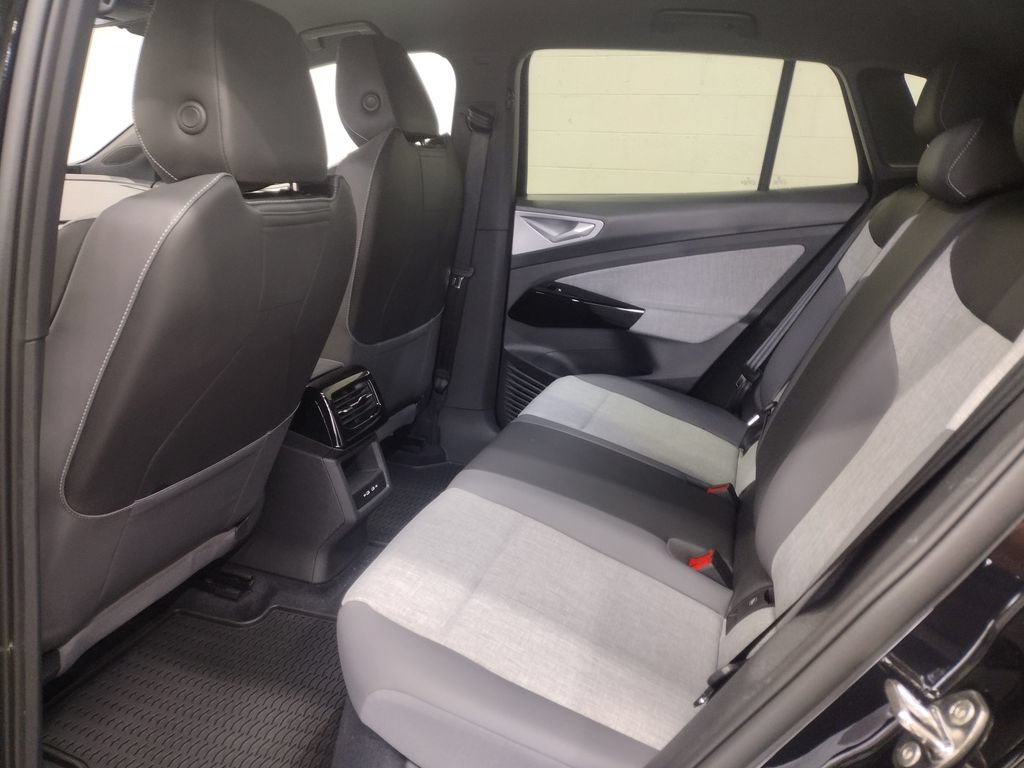New 2026 Volkswagen ID.4 Pro AWD/4WD image 20