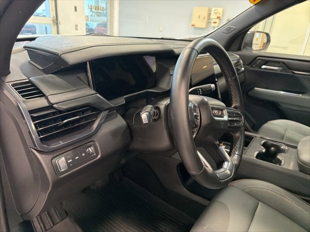 Used 2025 GMC Acadia AT4 image 23