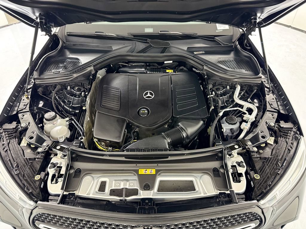 Certified 2025 Mercedes-Benz GLC 300 image 30