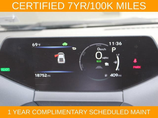 Used 2025 Toyota Prius LE FWD image 24