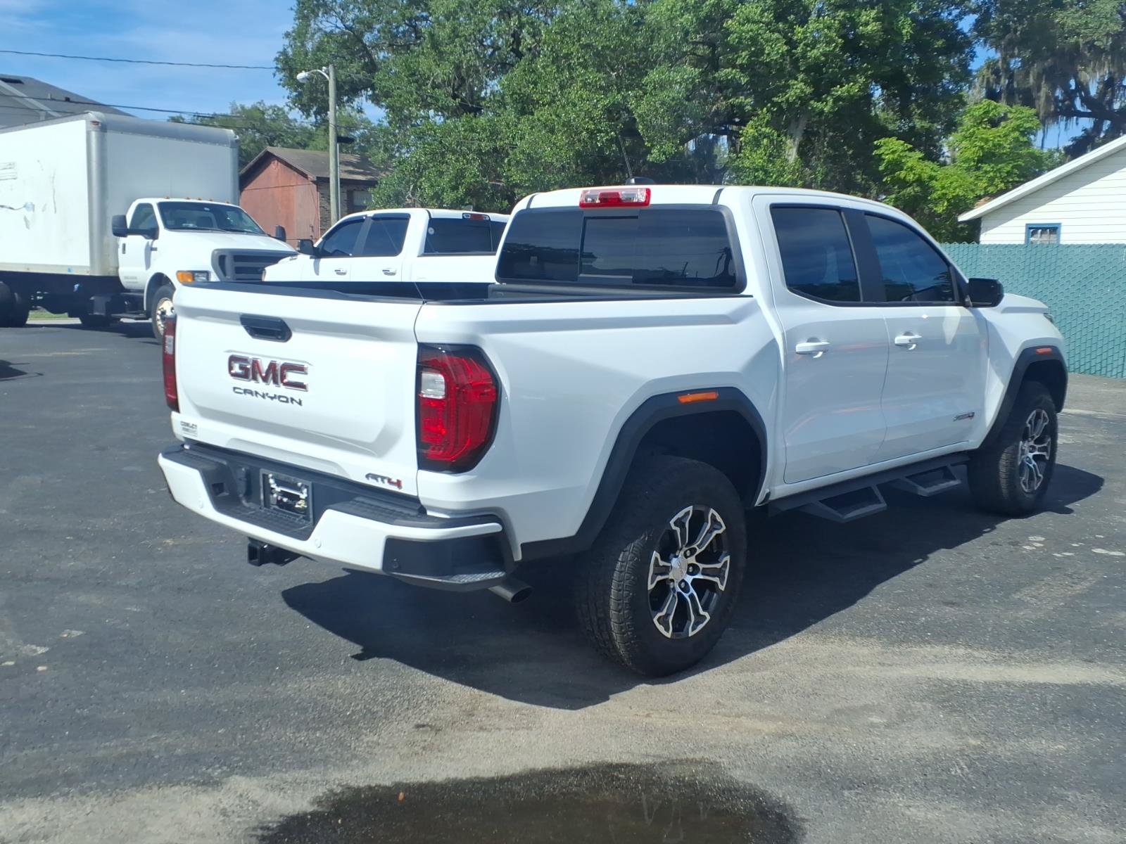 Used 2025 GMC Canyon AT4 AWD/4WD image 5