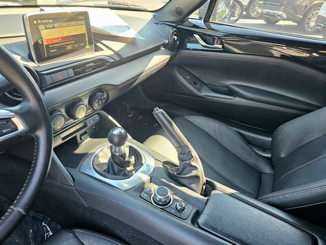 Used 2016 MAZDA MX-5 Miata Club RWD image 29
