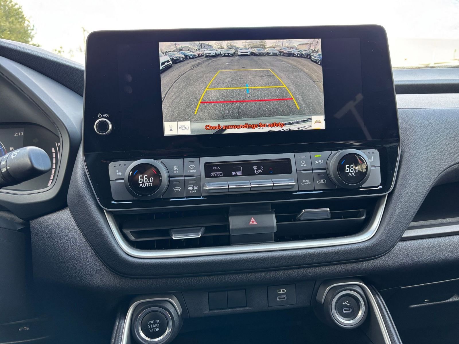 Used 2025 Toyota Grand Highlander FWD image 17