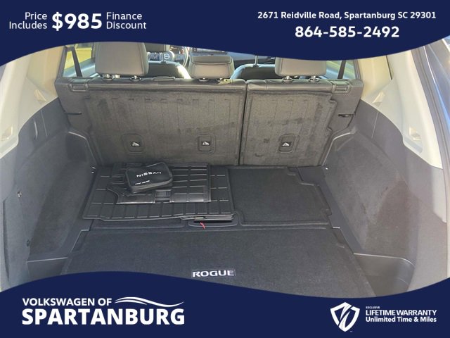 Used 2024 Nissan Rogue SL image 10