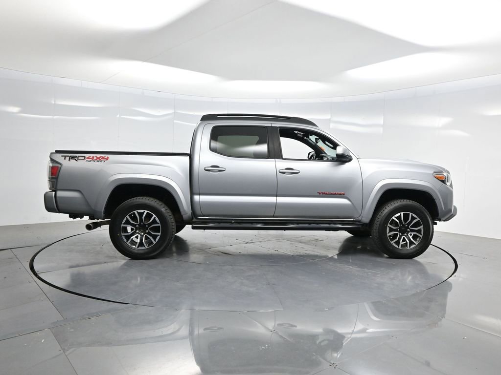 Used 2021 Toyota Tacoma TRD Sport w/ Technology Package AWD/4WD image 30