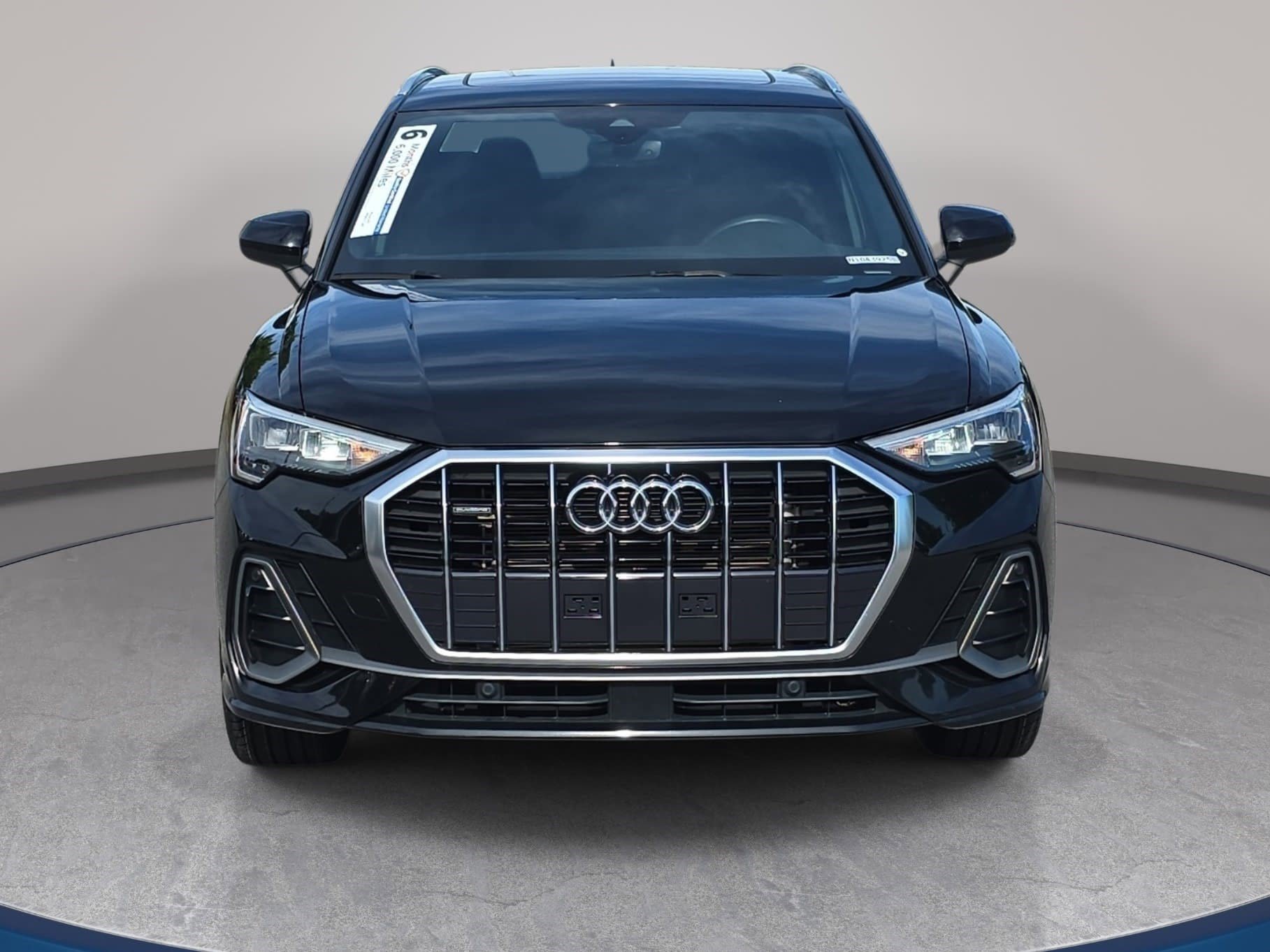 Used 2022 Audi Q3 2.0T Premium w/ Convenience Package AWD/4WD image 2