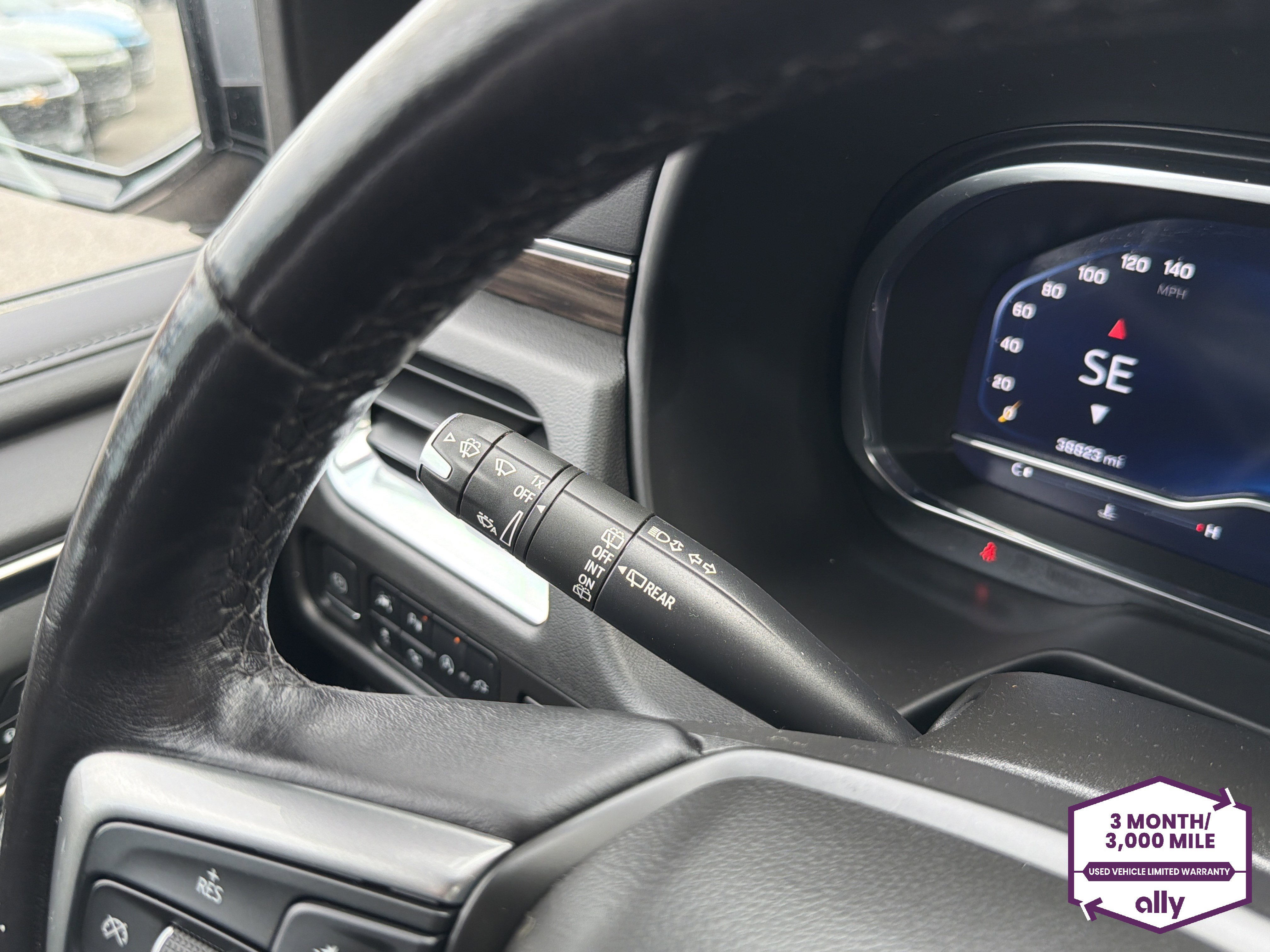 Used 2022 Chevrolet Tahoe LT w/ Luxury Package image 20