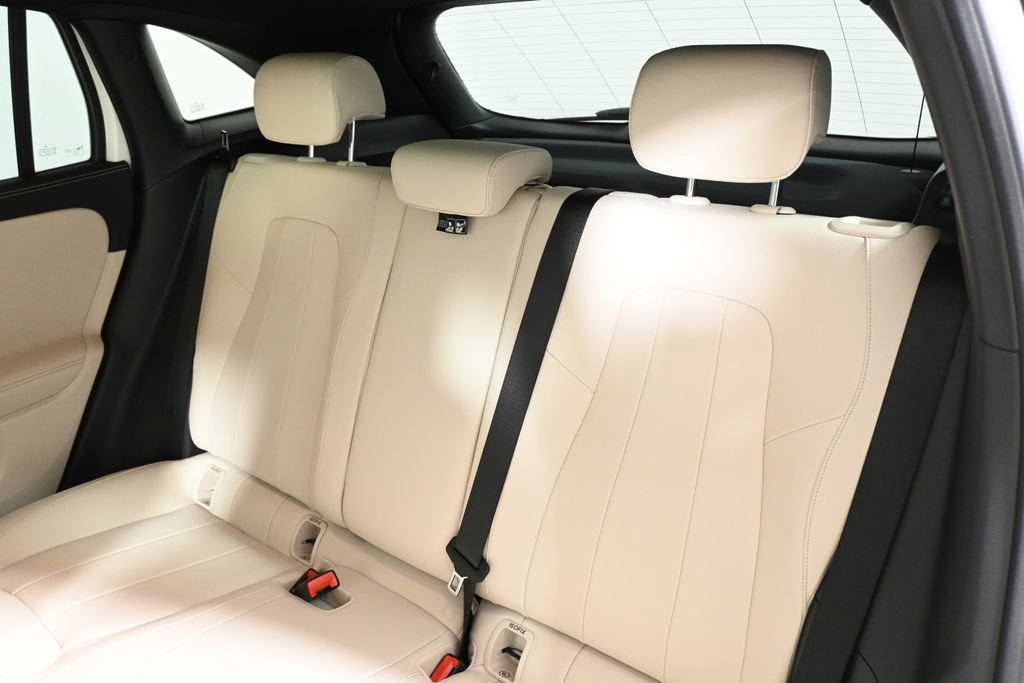 Certified 2026 Mercedes-Benz GLA 250 4MATIC image 4