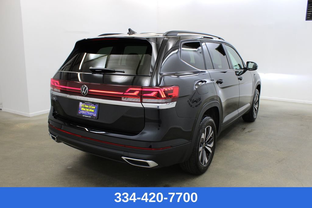 New 2026 Volkswagen Atlas SE image 4