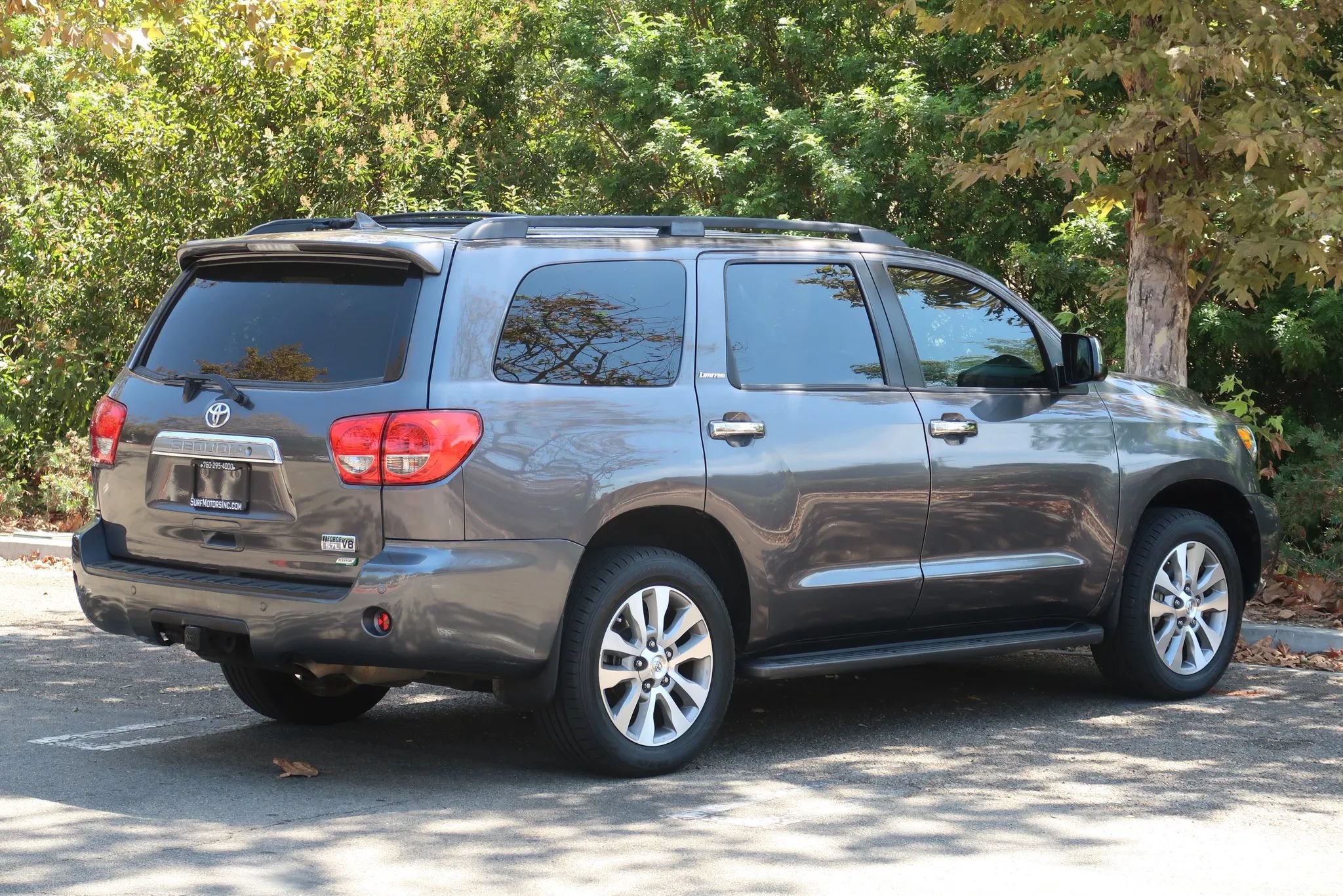 Used 2013 Toyota Sequoia Limited AWD/4WD image 6