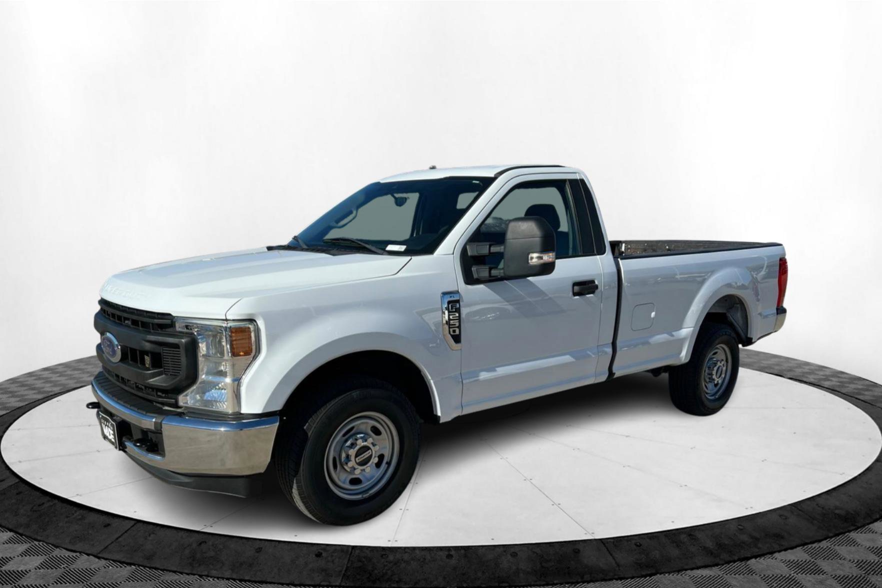 Used 2022 Ford F250 XL w/ Power Equipment Group image 1