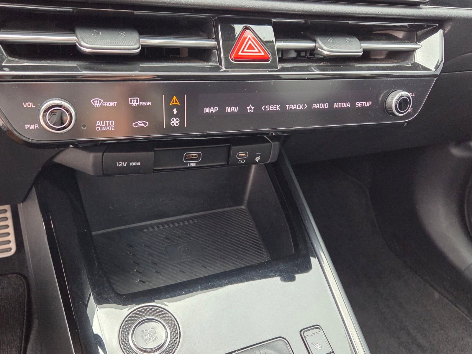 Used 2023 Kia Niro EX Touring image 23