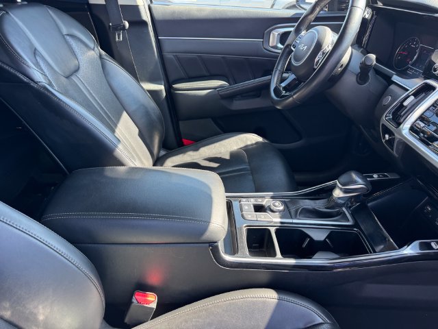 Used 2022 Kia Sorento SX FWD image 6