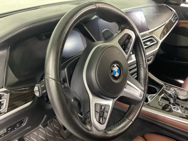 Used 2020 BMW X7 M50i w/ Dynamic Handling Package AWD/4WD image 20