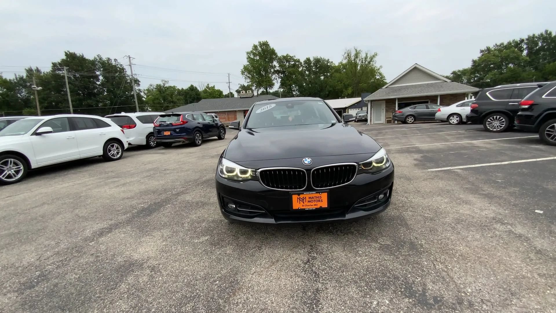 Used 2018 BMW 330i Gran Turismo xDrive AWD/4WD image 3